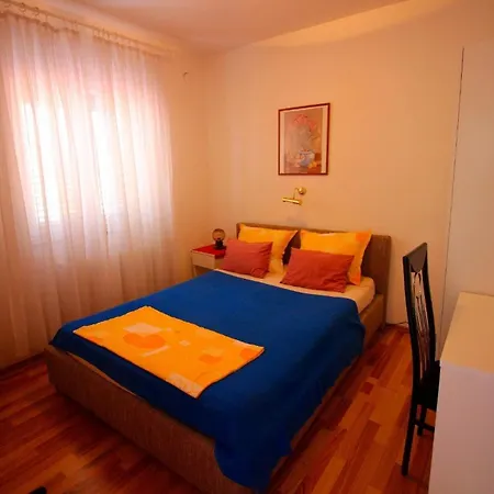 Apartamento In Mit Grill, Garten Und Terrasse *