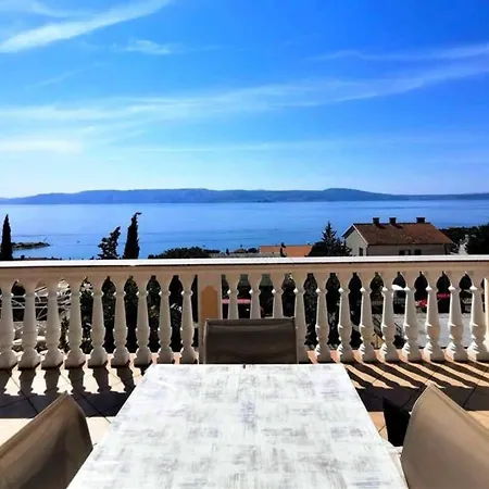 Apartamento In Mit Grill, Garten Und Terrasse *